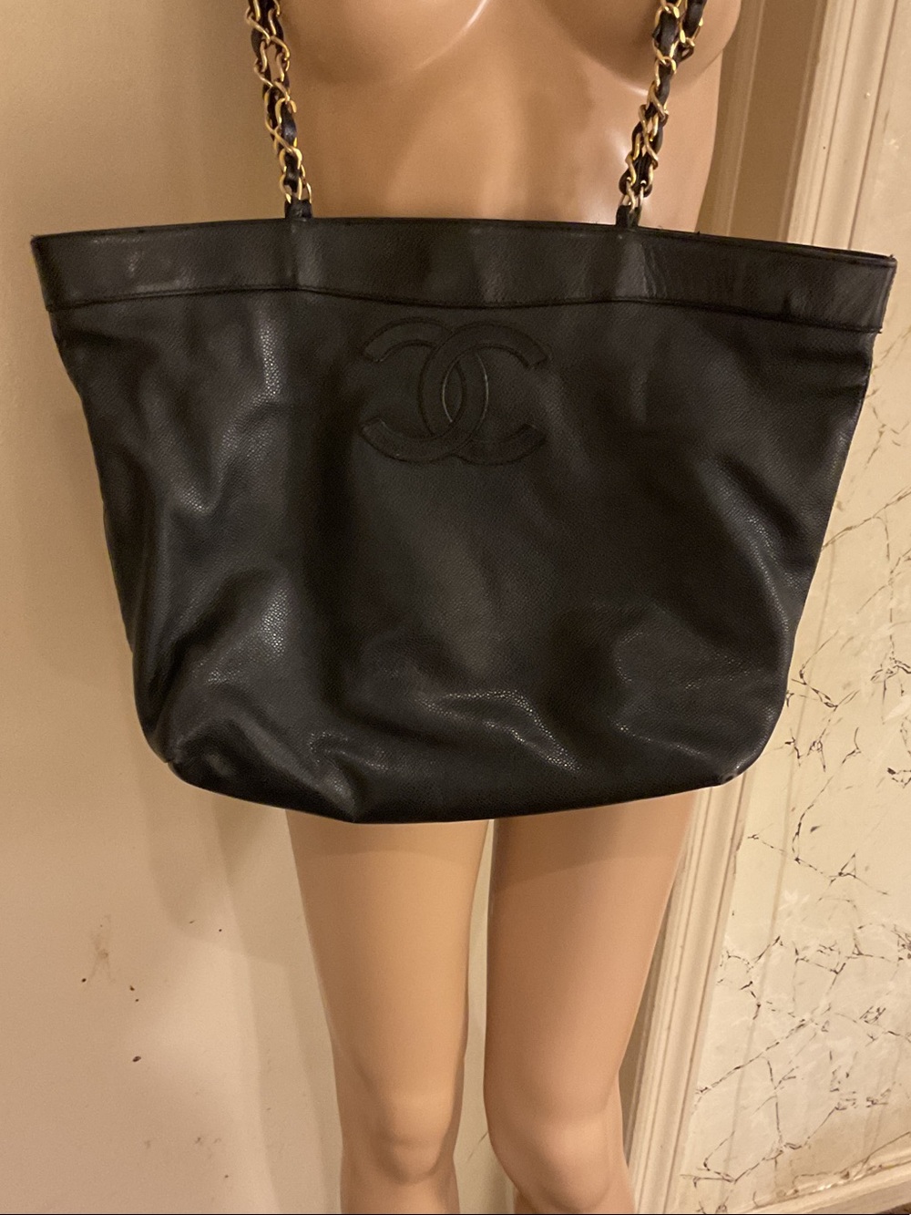 CHANEL Black Caviar Leather Chain-Handbag/tote/bag